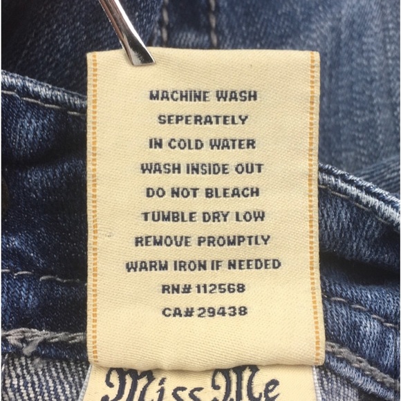 Miss Me JP6092P Denim Capri
Size 28 - Picture 10 of 13